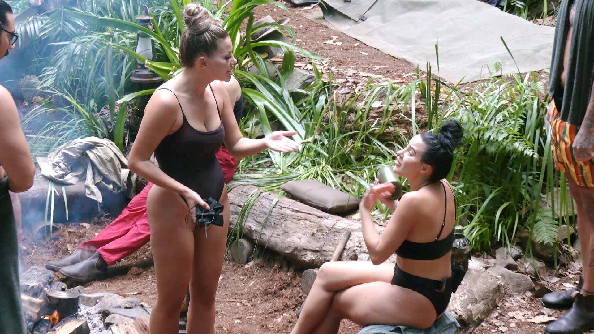 Dschungelcamp 2024 - Eifersuchtsdrama: Leyla und Mike gehen auf Tuchfühlung, Kim flippt aus 3